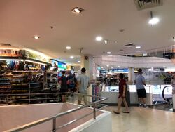 Queensway Tower / Queensway Shopping Centre (D3), Shop House #580600551